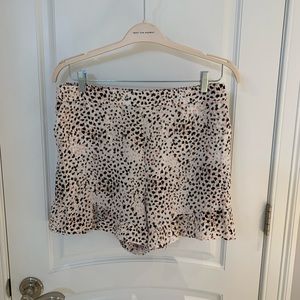 BCBG MaxAzria *NWT* printed rose painted shorts size L